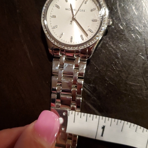 Watch - Picture 8 of 9